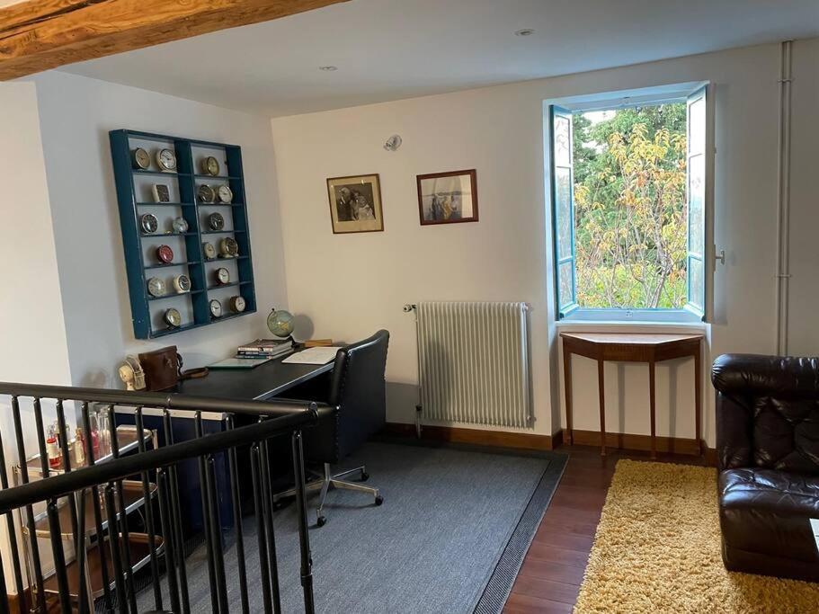 Rue Basse - Village House Overlooking The Pyrenees Montreal  Ngoại thất bức ảnh
